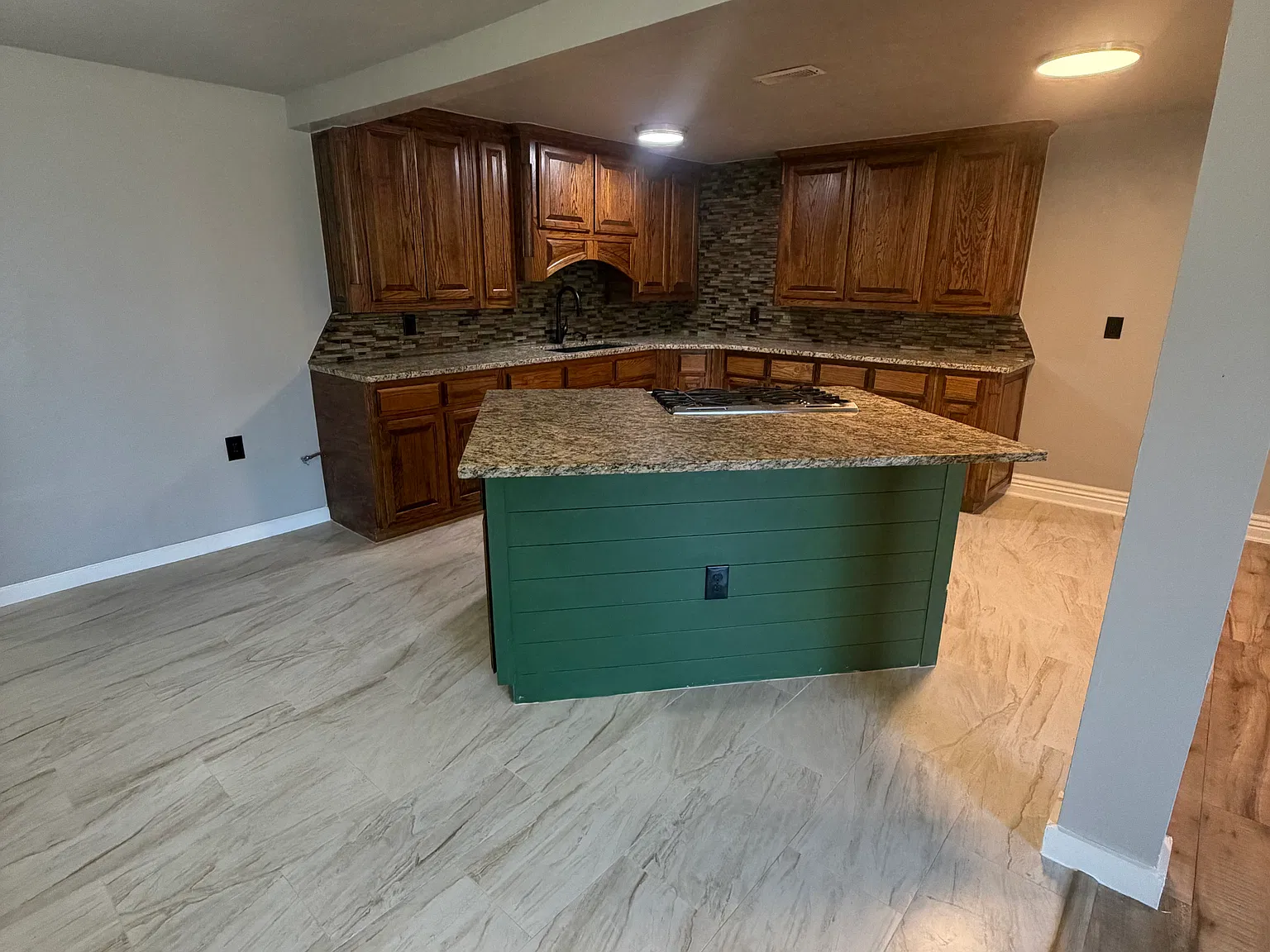 Bell Dr, Oklahoma City — Photo 2