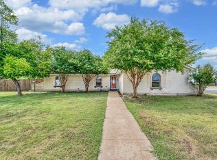 101 Sunset Blvd, Hewitt, TX 76643