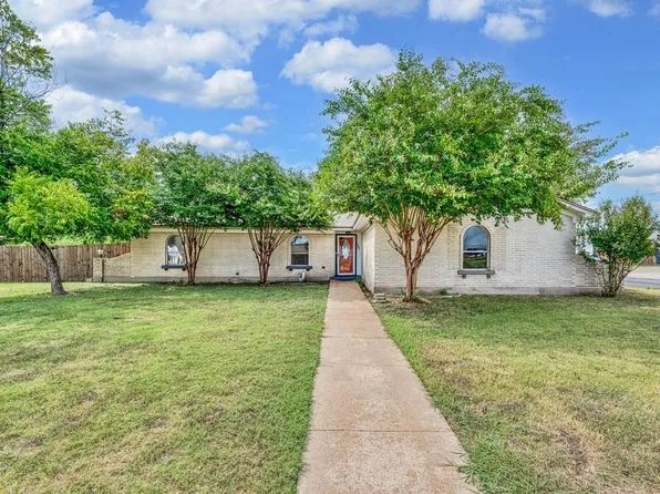 101 Sunset Blvd, Hewitt, TX 76643