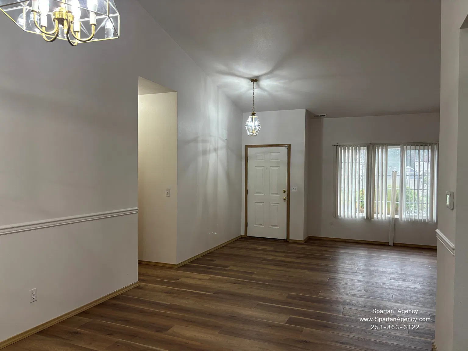 3 bed, 2.5 bath, 1933 sqft, $2,950 — Photo 2