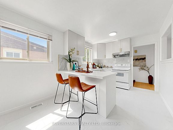4th image of 6411 Chaumont Cres