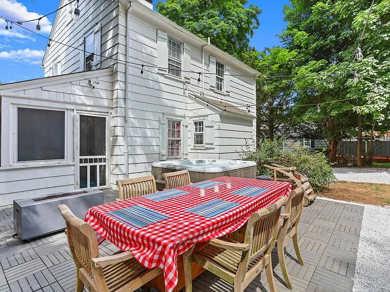 61 Hillandale Rd — Photo 25
