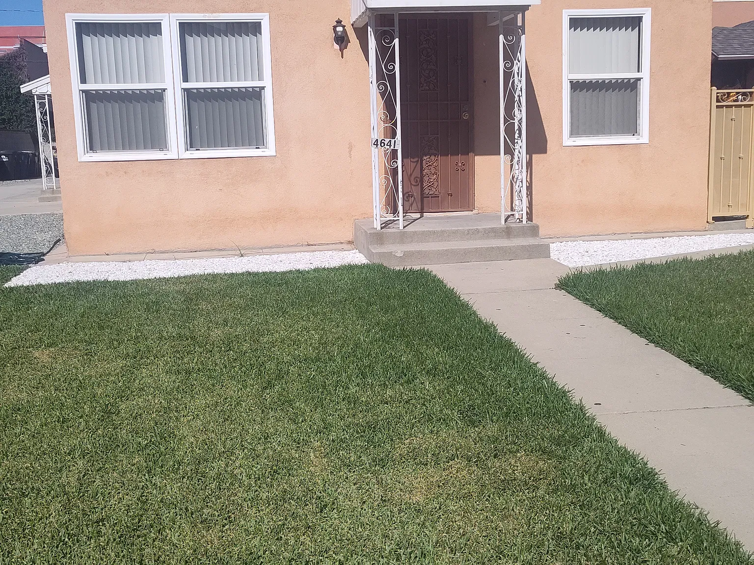 E 59th Pl, Maywood — Photo 2