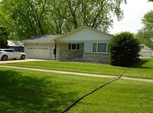 424 S Main St, Paullina, IA 51046