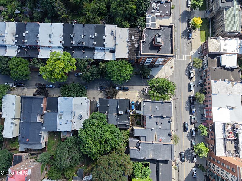 2nd image of 165 Chestnut Street