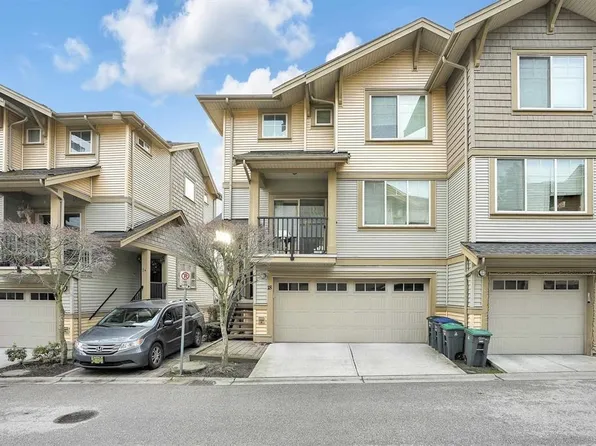 9533 130a St #18, Surrey, BC V3V 0B8