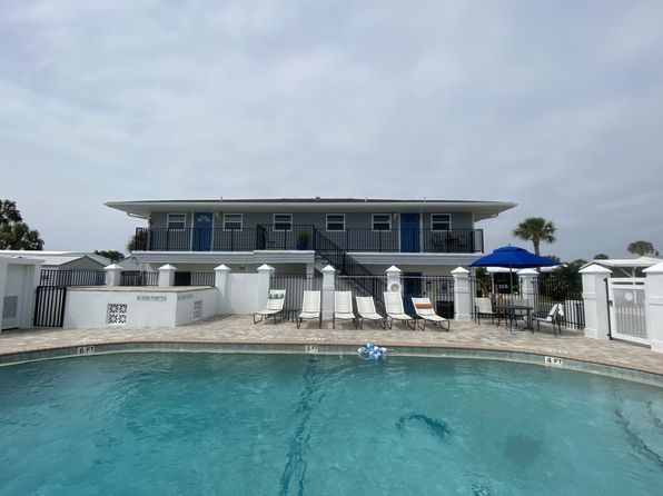 444 Norwich Ln APT 201