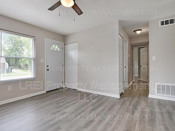 3rd image of 2619 Lamborne Blvd