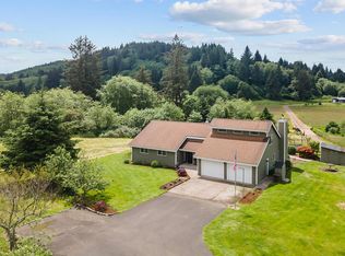 5555 Kimmels Riverside Ln, Tillamook, OR 97141