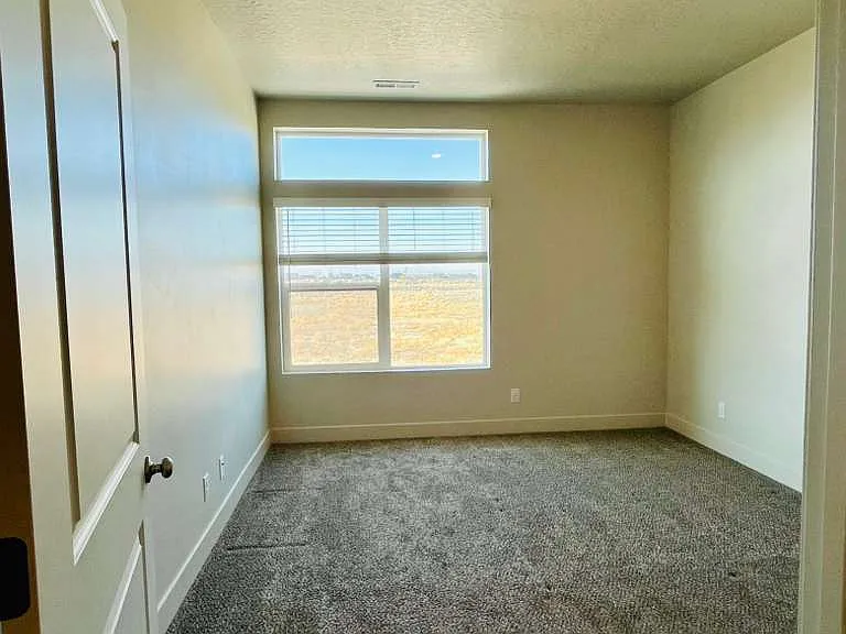 3923 S White Ash Dr — Photo 10