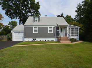 49 Oakland Ave, Springfield, NJ 07081