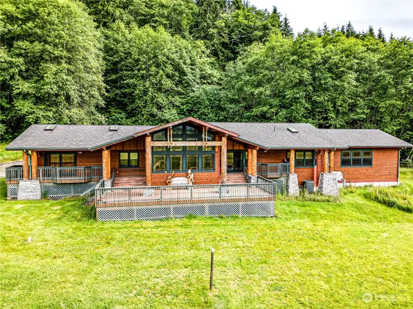 428 Minnie Peterson Road, Forks, WA 98331