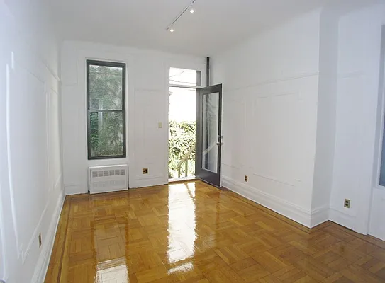 Rented by Townsley & Gay, LLC | media 26