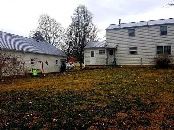 4th image of 130 S Harrison St