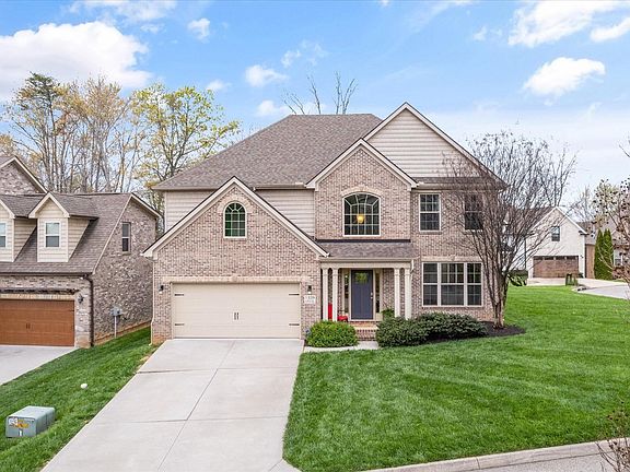 2nd image of 1329 Sloping Hill Ln
