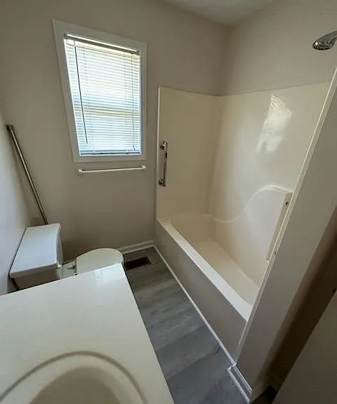 206 Pleasant Valley Rd — Photo 9