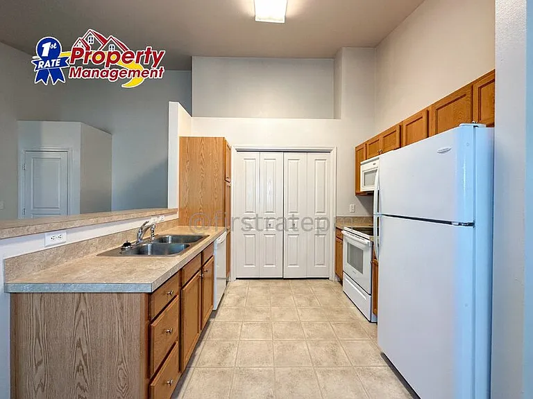 4924 W Stoker Ln #102 — Photo 8