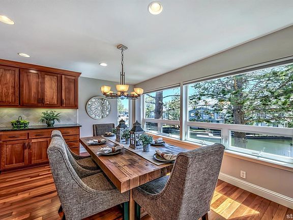 5th image of 1934 Marconi Way