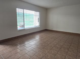 CA-1047 E 7th St. - 3, Long Beach, CA 90813