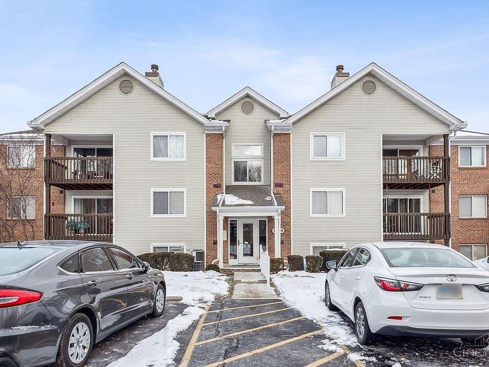 1st image of 5984 Meadowcreek Dr #12