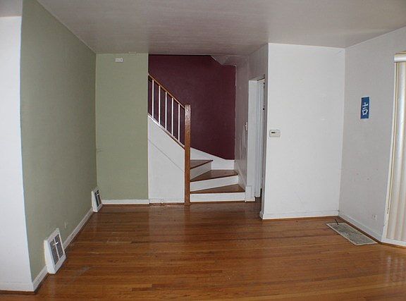 4th image of 4219 N Mulligan Ave