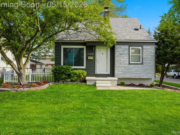 756 Cloverlawn Blvd, Lincoln Park, MI 48146