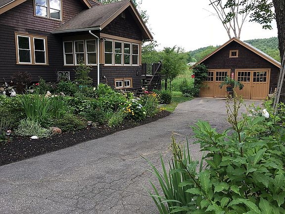 Sun Porch~Spring 2020