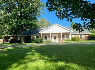 1301 Eve St S, Mena, AR 71953