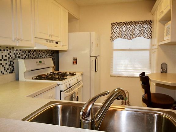 5th image of 2972 Mission Dr E #58