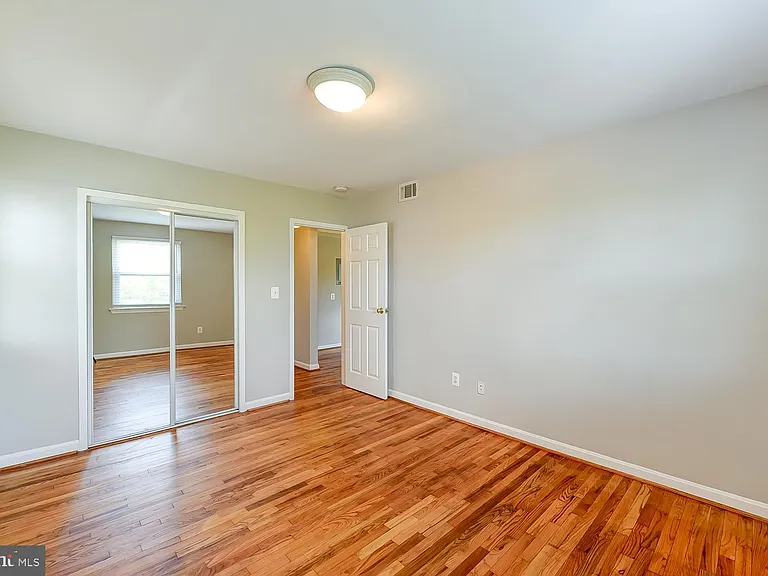 1627 Massachusetts Ave SE #201 — Photo 17
