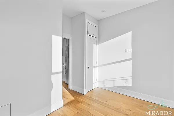 Rented by Mirador Real Estate | media 5