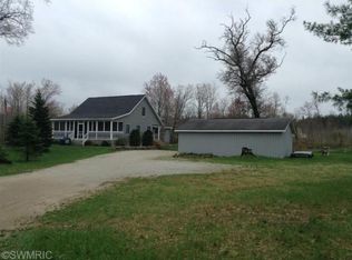 1277 E McKinley Rd, Rothbury, MI 49452