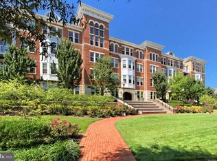 400 Cameron Station Blvd APT 332, Alexandria, VA 22304