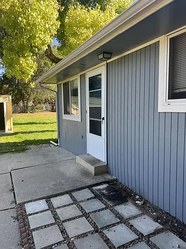 1217 Redwood Dr Photo 1