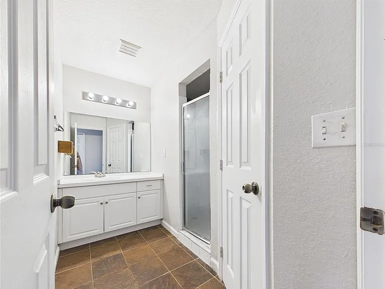 16310 Fairford Palms Ct — Photo 31