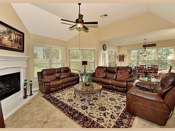4th image of 2008 Forest Haven Dr