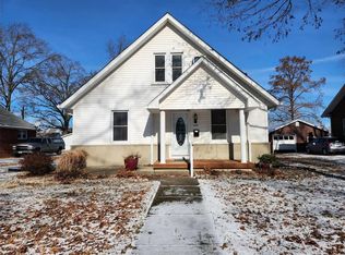 1251 Mulliken St, Carlyle, IL