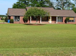 4412 Lake Mayers Rd SW, Baxley, GA 31513