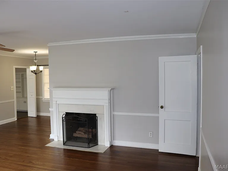 2781 Ashley Ave — Photo 5