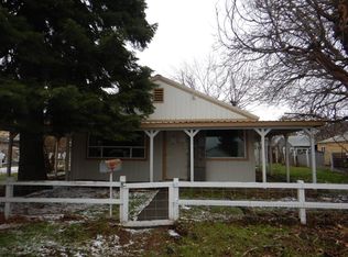 504 E Day St, Dayton, WA 99328