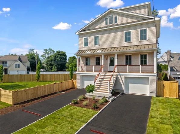 17 Benson Place, Fairfield, CT 06824