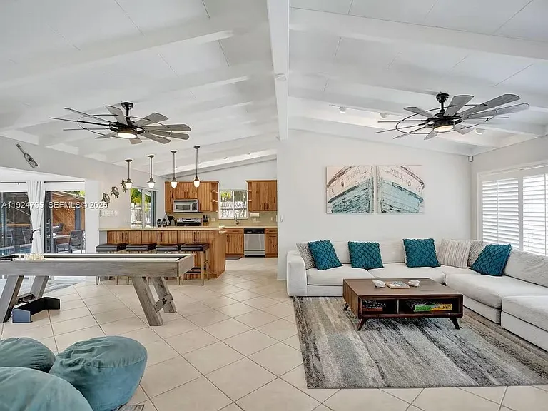 2525 Gulfstream Ln #HOME — Photo 9