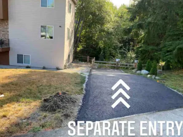 120 SW 294th St #2, Federal Way, WA 98023