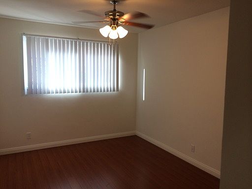5th image of 3369 Overland Ave
