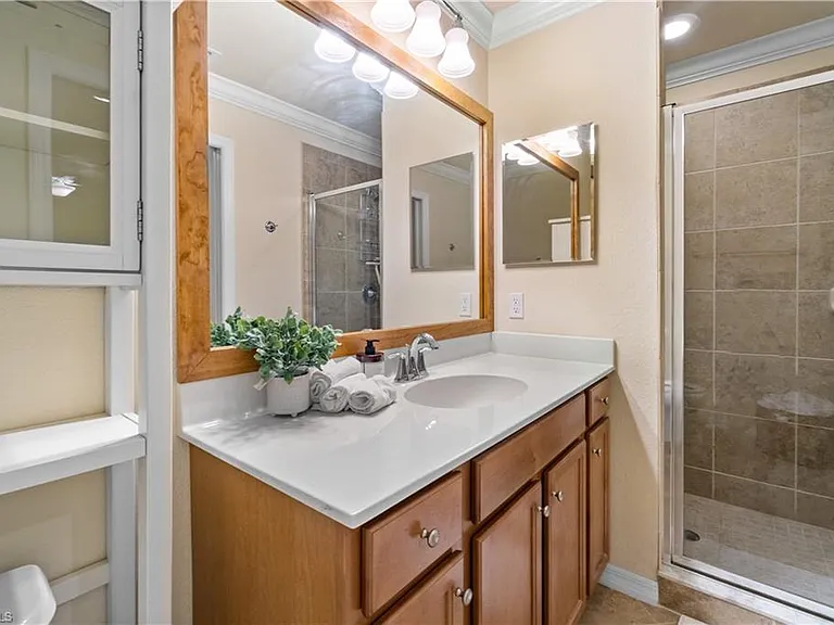 9727 Acqua Ct #436 — Photo 13