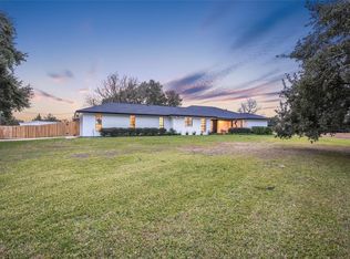 6569 Cutoff Rd, Fayetteville, TX 78940