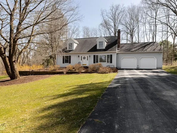 1004 Overlook Ter, Cazenovia, NY 13035