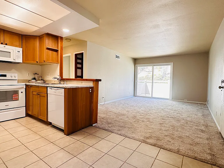 8811 Gilman Dr #D — Photo 4