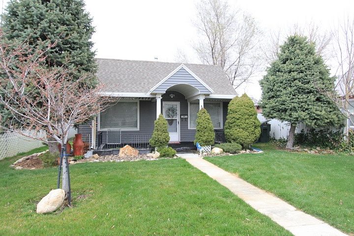 1st image of 1220 W Indiana Ave