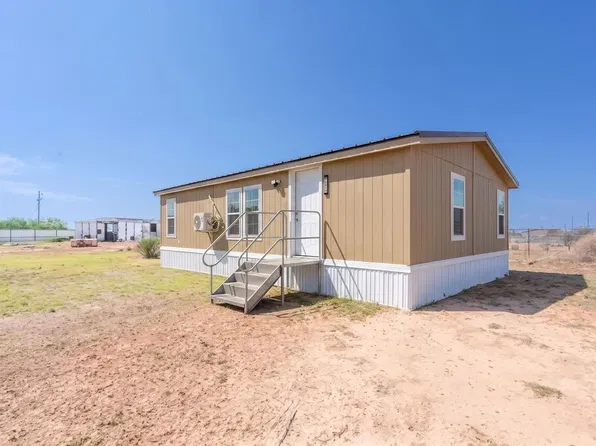 10920 E Drake St, Gardendale, TX 79758